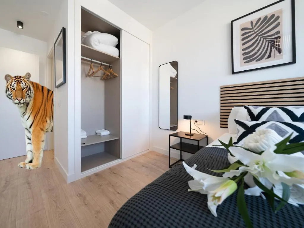 Xpce Urban 4 Malaga Skyline - Free Parking Apartment 0*,