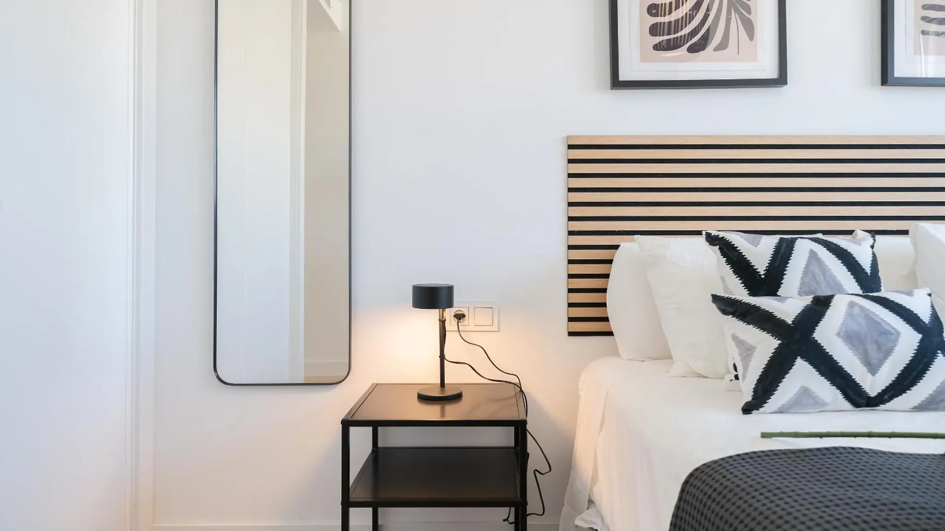 Xpce Urban 4 Malaga Skyline - Free Parking Apartment
